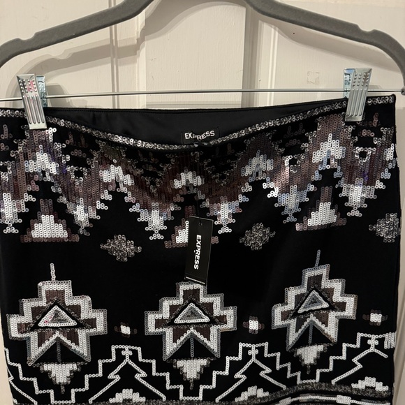 Express Sequin Skirt New with tags - Picture 3 of 5